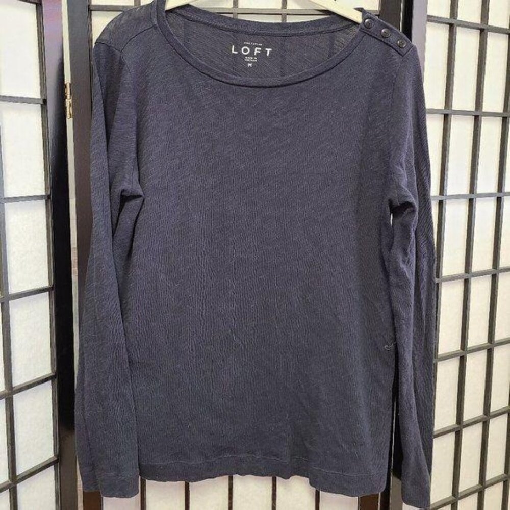 Navy Ann Taylor LOFT top Sz M